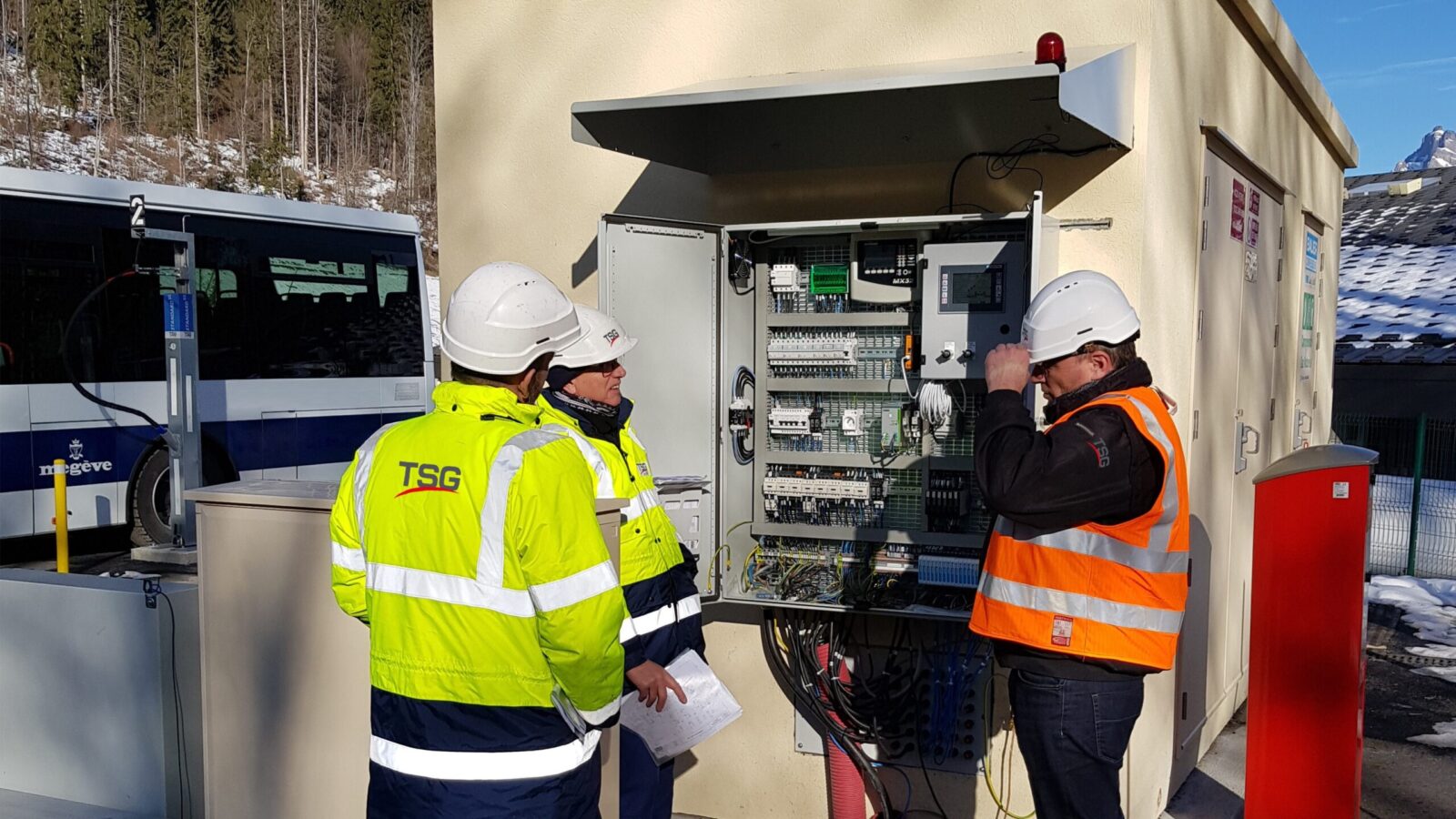 Zapfsäulen - TSG  Technical Services and Solutions