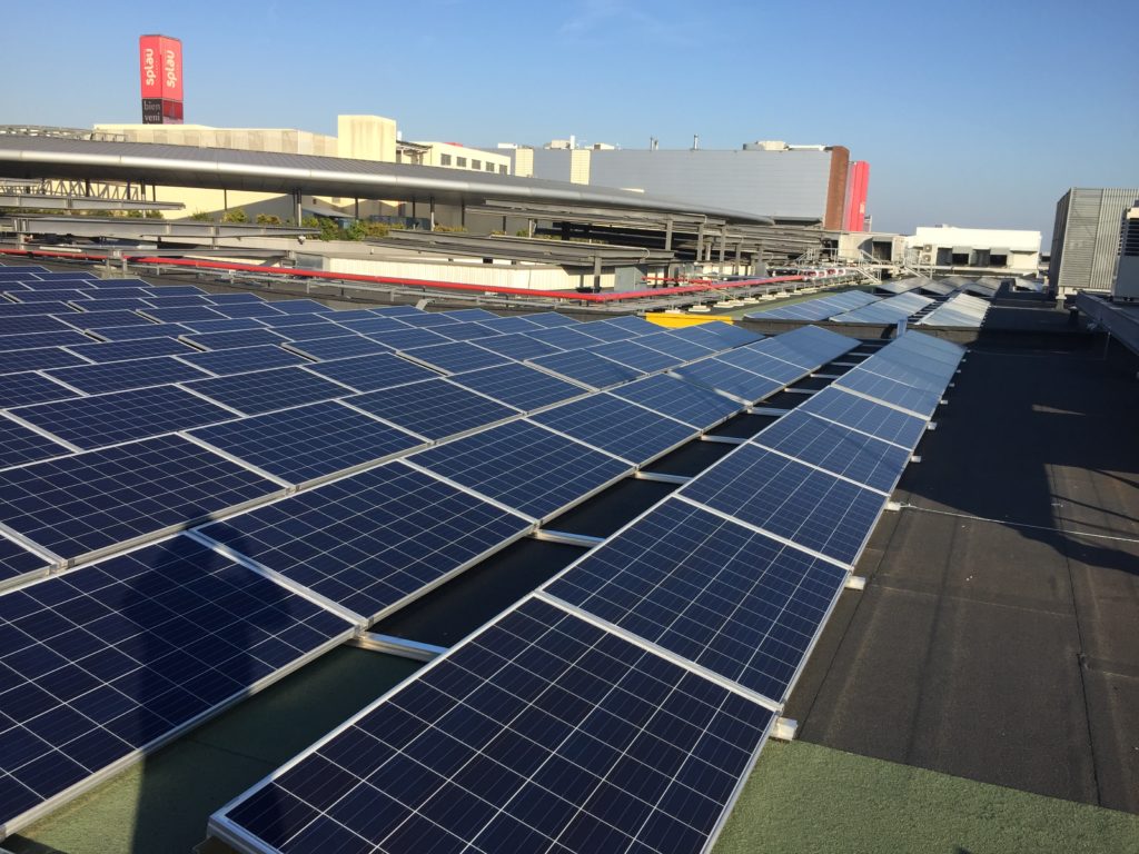panneaux solaires projet photovoltaïque