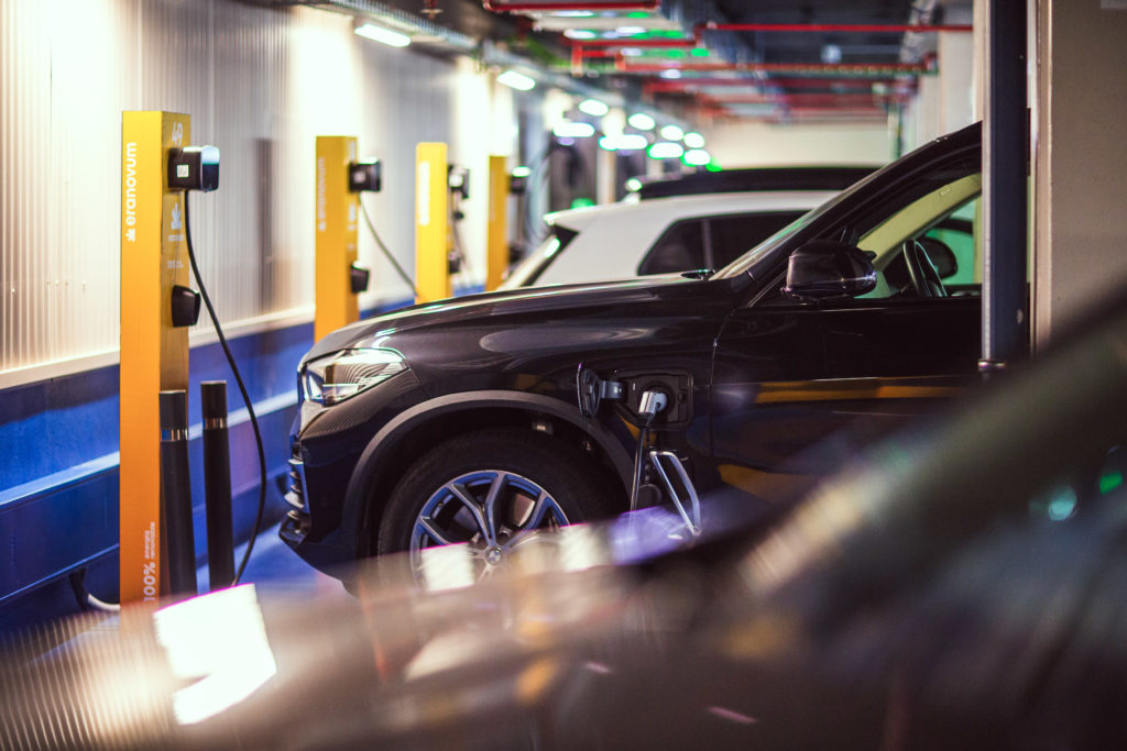 Instalación de puntos de carga rápida de vehículos eléctricos de TSG Ibérica