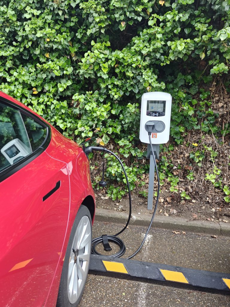 Une session de recharge avec une borne de recharge de la marque Alfen