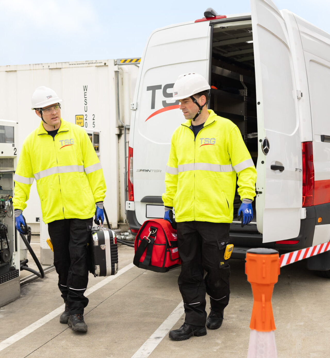 TSG-techniciens-utilitaire-de-service.