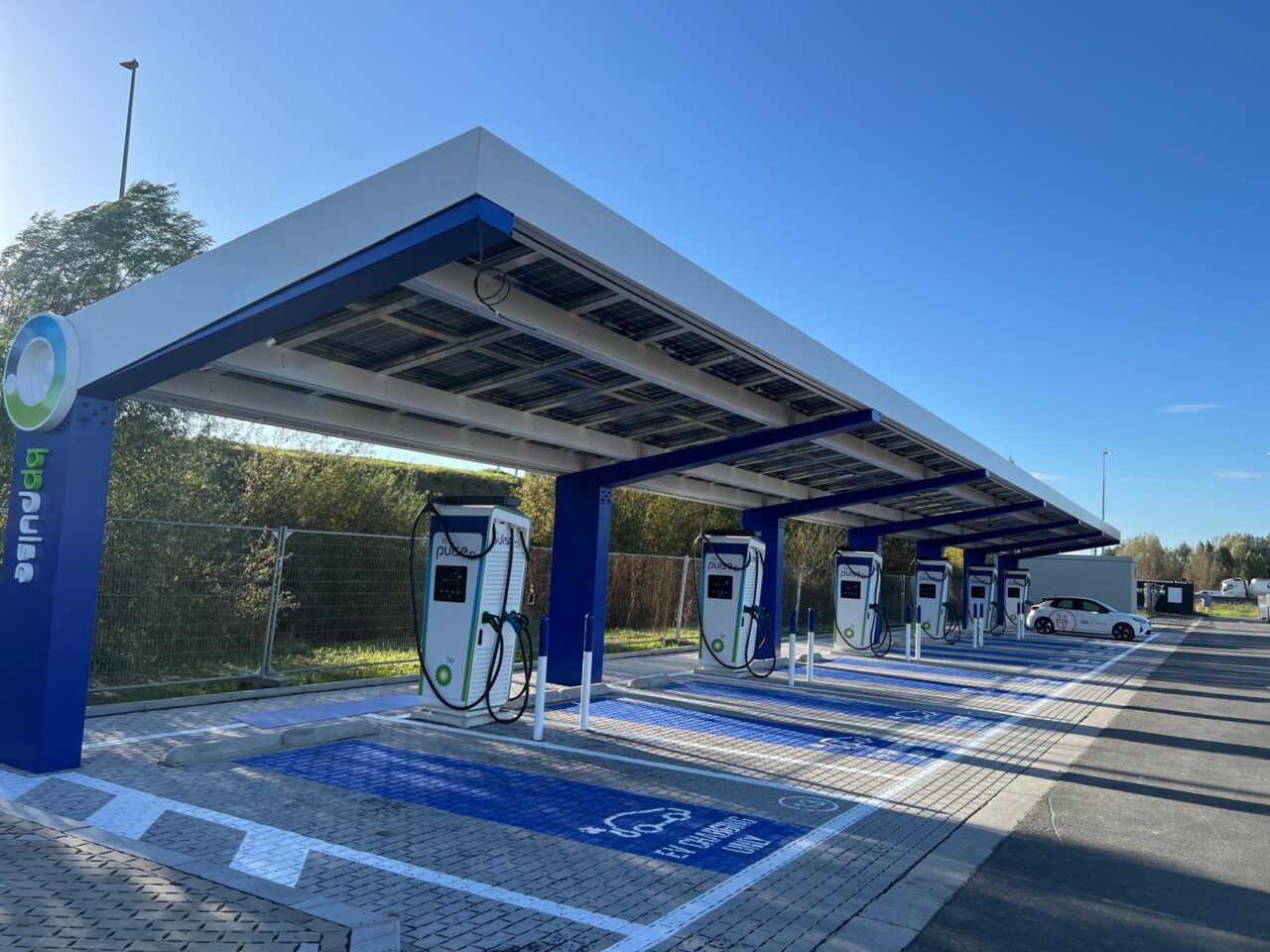 Electric carpool parking