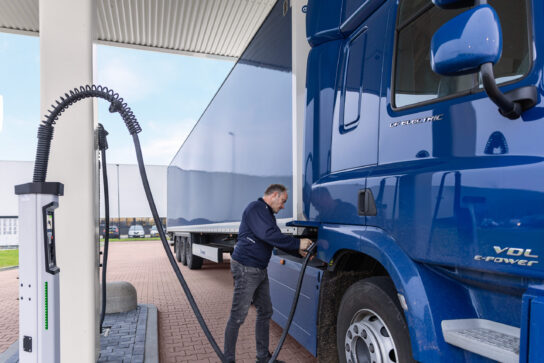 Recharge-camion-électrique