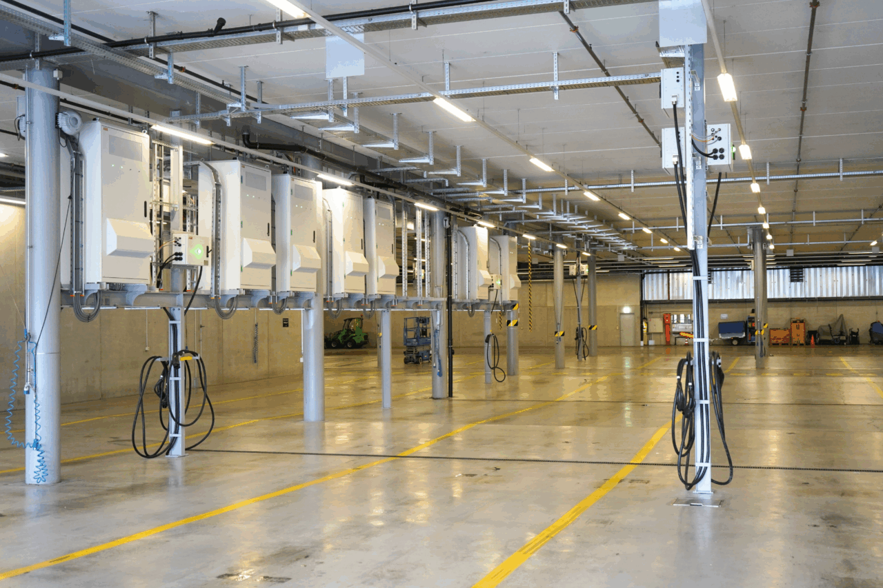 EuroBus-ABB-Hypercharger-emobility-e-bus-charger-ev