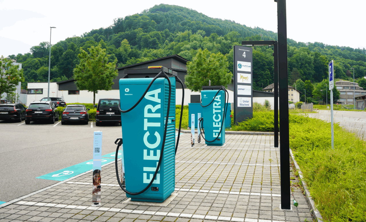 projekt-electra-electra-back-image-ev-gebenstorf-alpitronic-hyc400-hyperchargers
