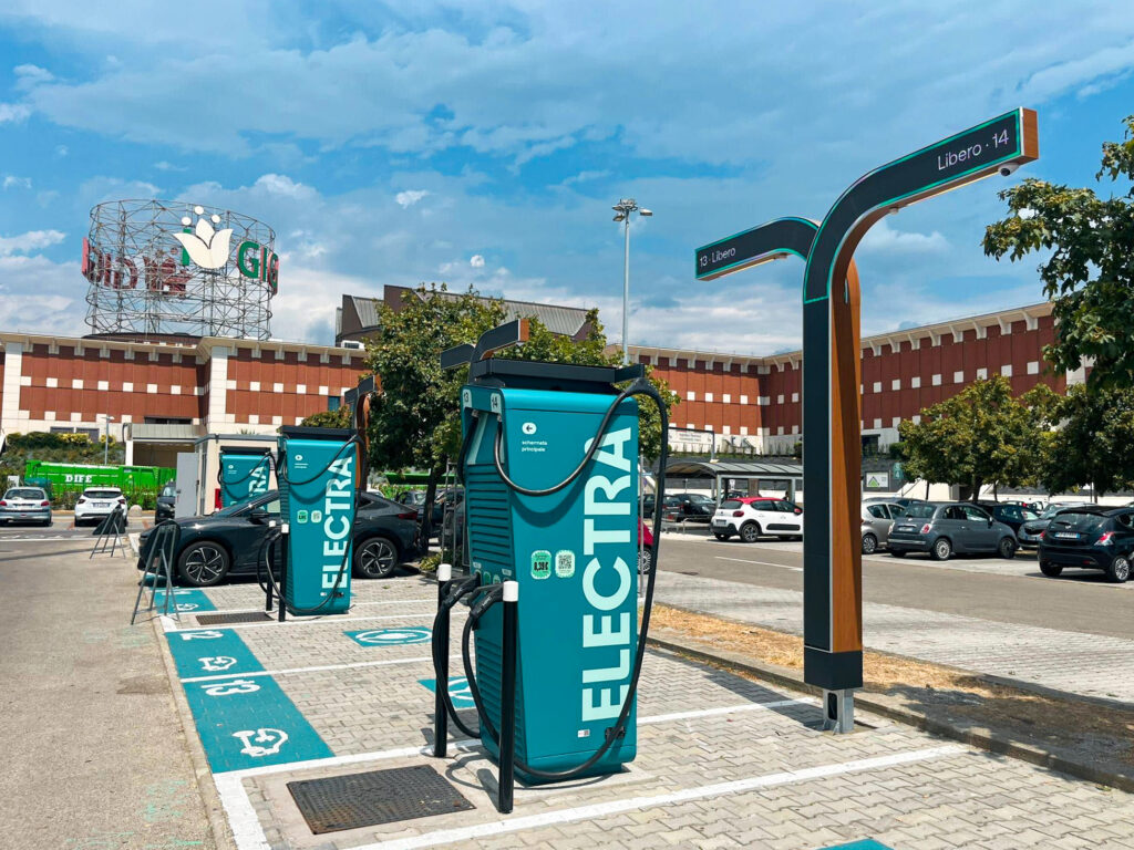 Installment of Electra Hub in Italy