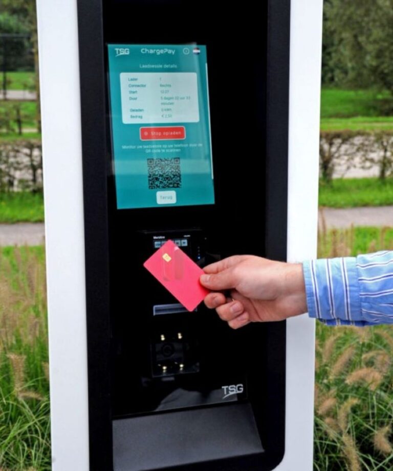 Karte-ec-zahlung-ladegerät