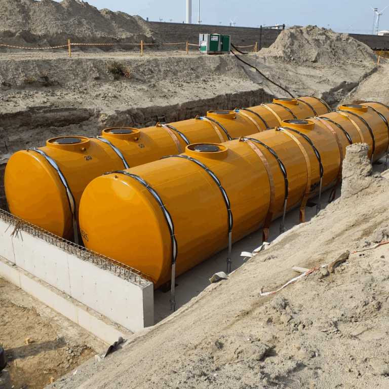 deux réservoirs de carburant installés par TSG sur AERS truckplaza